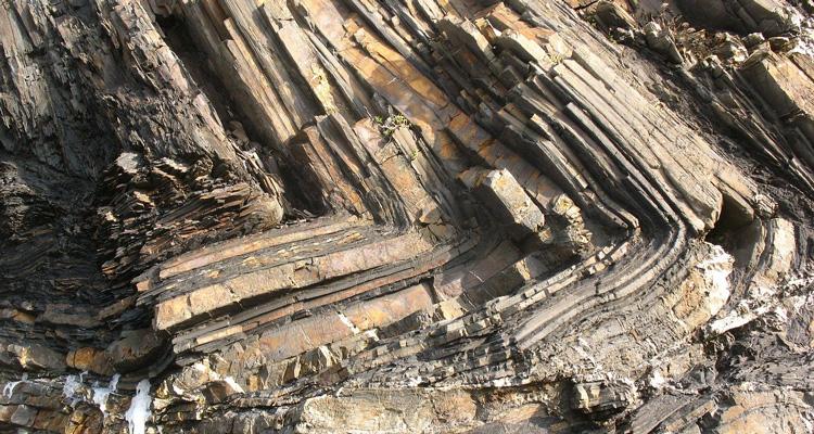 Classificazione e formazione delle rocce: magmatiche, sedimentarie e metamorfiche articolo