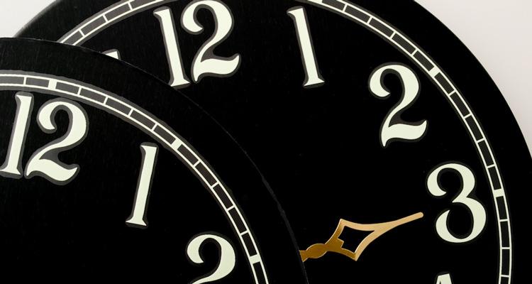 Come si scrive l'ora in inglese articolo