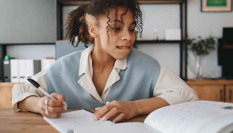 Consigli per studiare durante le vacanze di Pasqua per recuperare i brutti voti