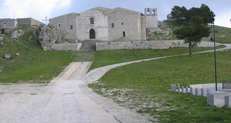 Angioini ed Aragonesi - Regno di Sicilia articolo