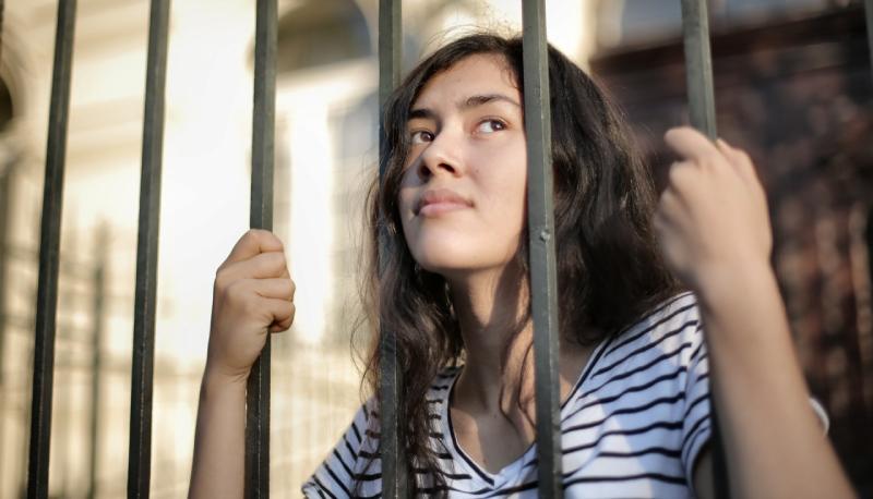 amore giovani gelosia violenza