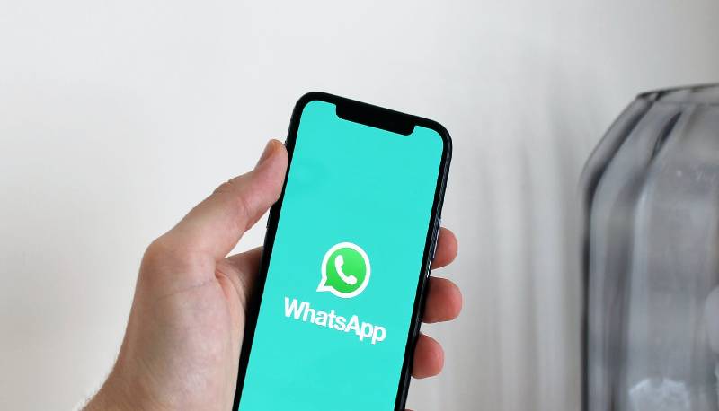 whatsapp si potranno lasciare i gruppi senza notifiche