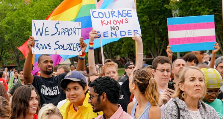 Transgender: definizione, descrizione e considerazioni articolo
