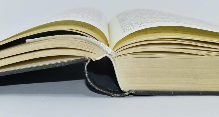 Valla, Lorenzo - Vita e Sulla Donazione di Costantino articolo