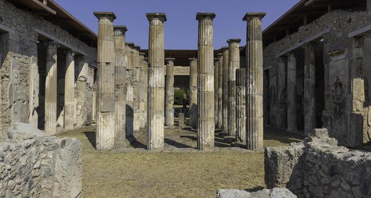 Pompei: storia, eruzione e stili pittorici attraverso i secoli articolo
