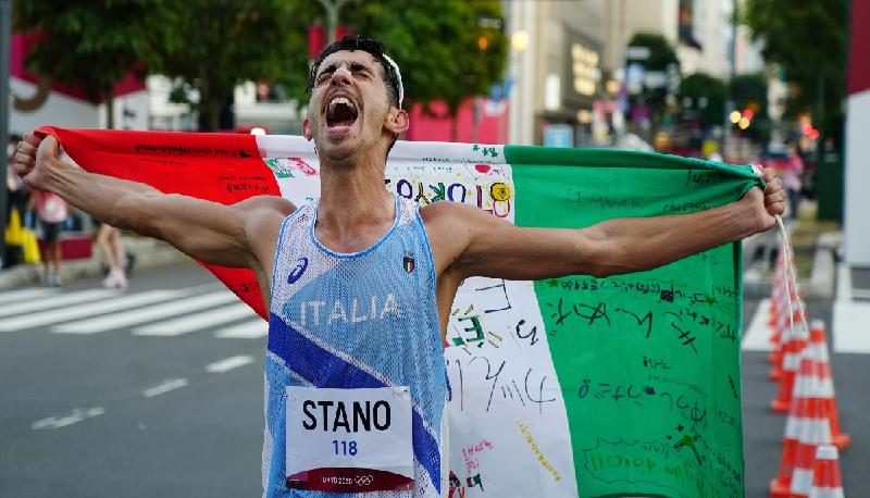 Massimo Stano a pochi giorni dall'oro ai mondiali di atletica dà gli esami all'università: voto 30