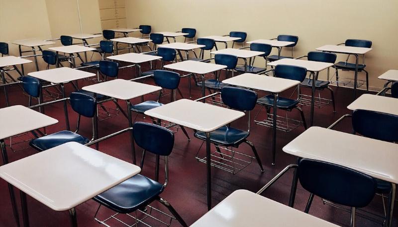 prof si fa le canne con gli studenti