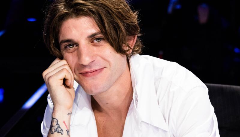 Rkomi e il flirt con Beatrice Quinta a X Factor cosa c di vero