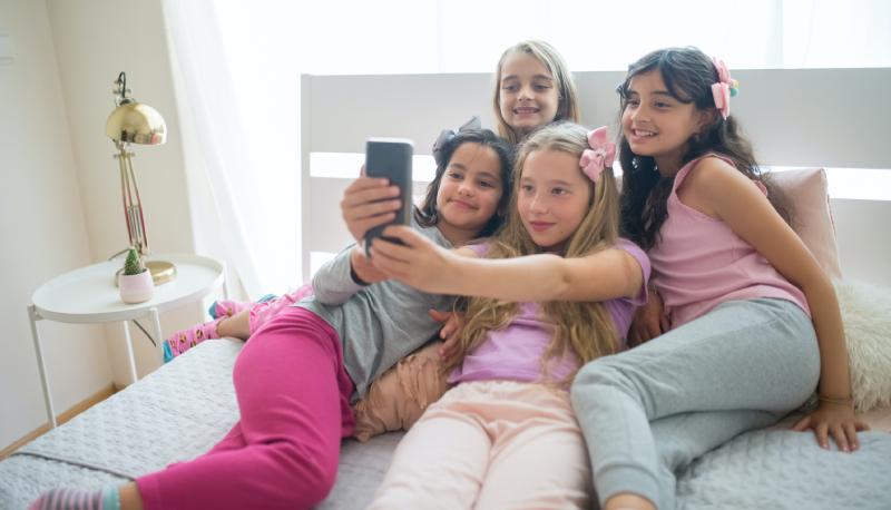 cellulari senza internet scuola media milano