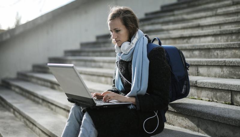 studentessa denuncia al tar ritardo ingresso nel mercato del lavoro