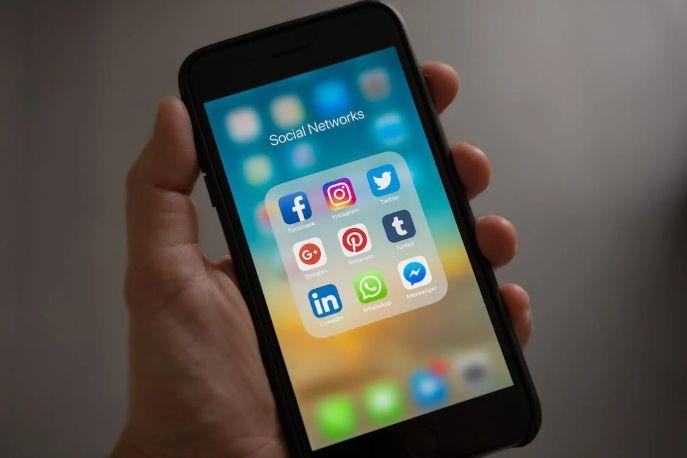 scuole di seattle contro social media