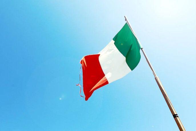 bandiera italiana origini