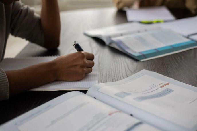scuola scientifici overbooking intervista costarelli