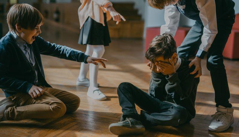 Studente vittima di bullismo