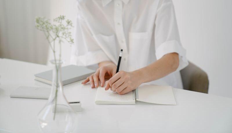 Come scrivere bene il tema Maturità: quando si usa il punto e virgola