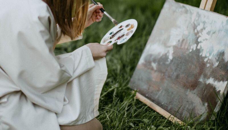 Alessandra ha 15 anni, frequenta l’artistico e ha tutti 10 in pagella