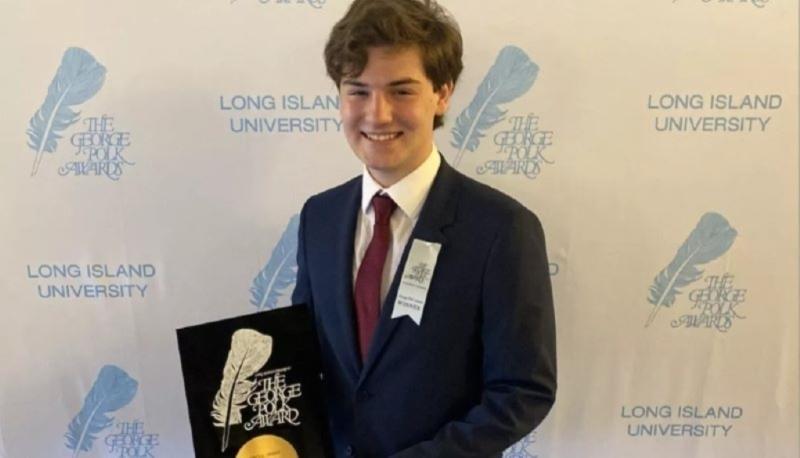 Theo Baker, lo studente giornalista che ha fatto dimettere il rettore di Stanford