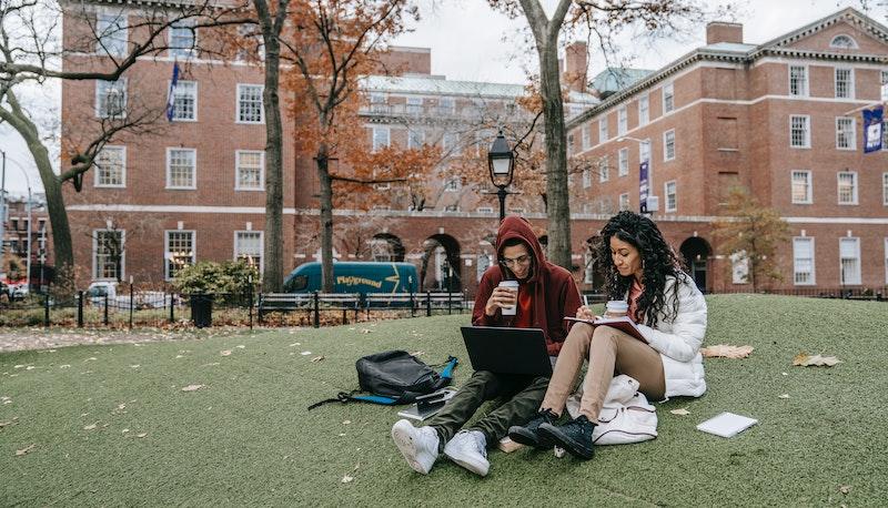 Come cambia la vita da scuola a università