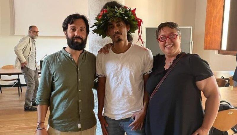 Giovane rifugiato si laurea in Italia con 108