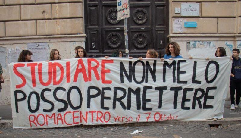 Non possiamo permetterci di studiare: studenti in piazza il 7 ottobre