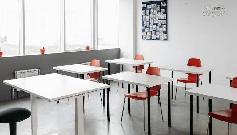 pene più severe per chi aggredisce personale scolastico