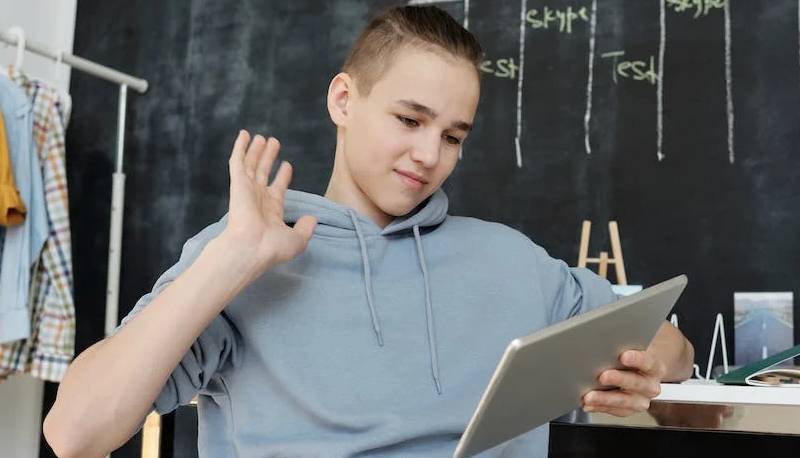 hikikomori scuola isolamento dad
