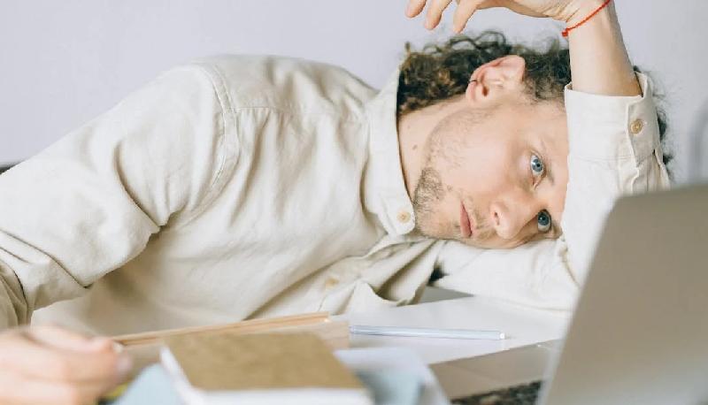 lavoro burnout giovani