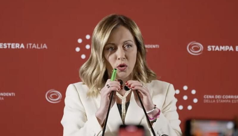 Giorgia Meloni era brava ma non faceva copiare: il racconto della compagna di classe articolo