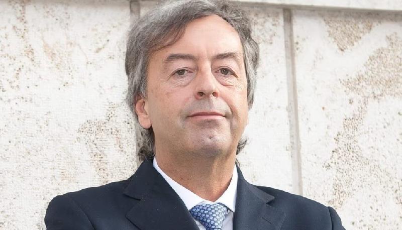 Anche ChatGPT fallisce il test del prof Burioni articolo