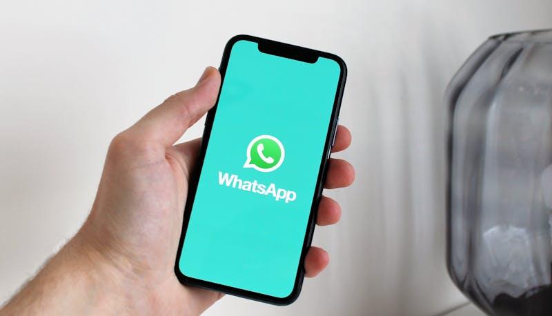 Su WhatsApp si potranno modificare le foto con l'AI