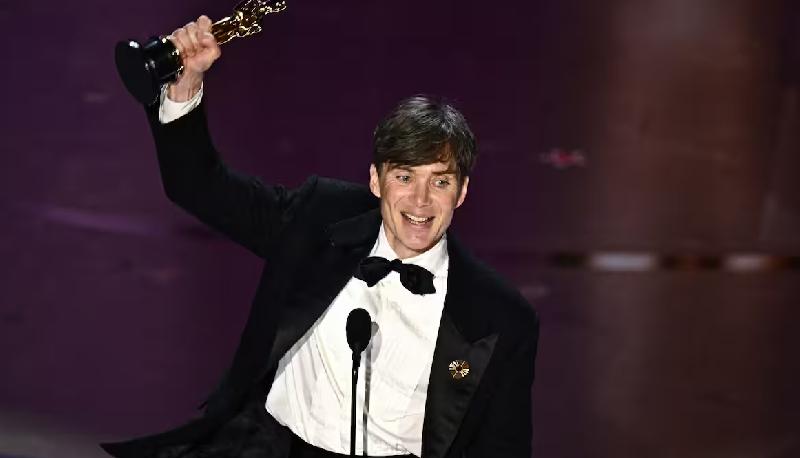 Oscar 2024, è la notte di Oppenheimer: tutti i vincitori e le premiazioni articolo
