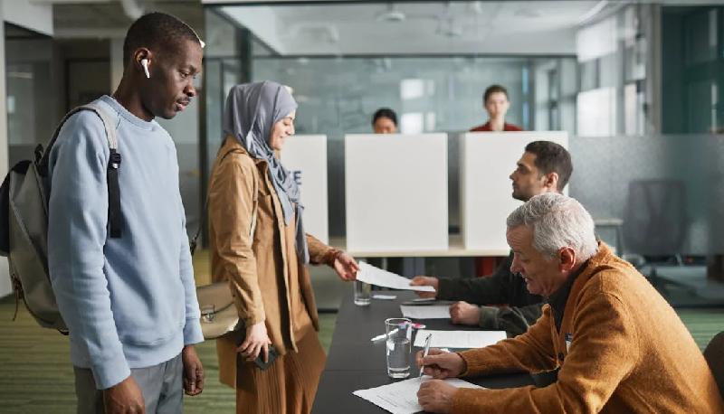 I fuori sede potranno finalmente votare alle elezioni: cosa prevede la riforma appena approvata articolo