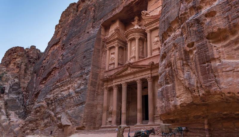 Gita scolastica, studente trova reperto archeologico romano durante il pranzo al sacco articolo
