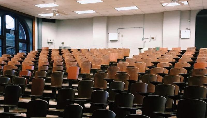 Studentessa di Medicina si suicida gettandosi dal 7° piano articolo