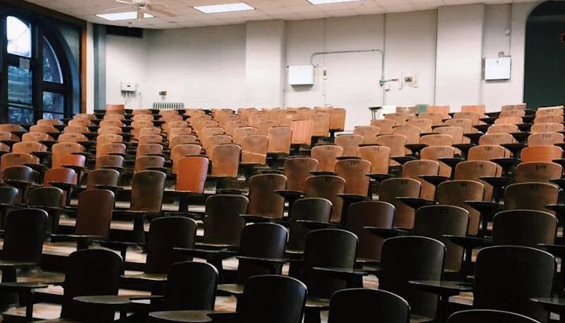 "Le Università non sono zone franche per reati", le parole di Bernini articolo