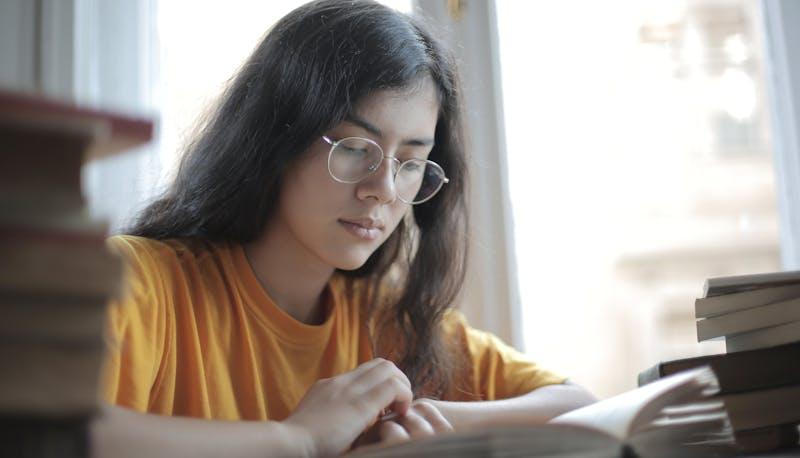 Studentessa che prende 100 alla Maturità
