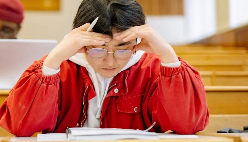 Maturità 2024 traccia analisi del testo 2 commento tutor