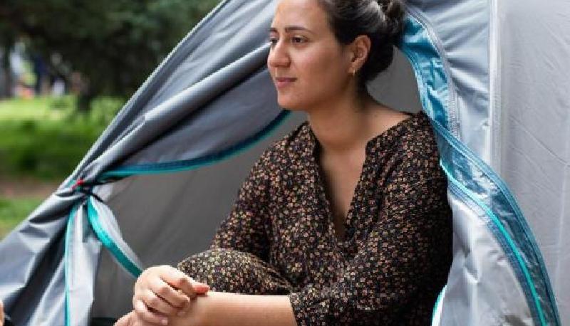 Ilaria torna a casa dai suoi: a un anno dalla protesta delle tendopoli la studentessa del Politecnico lascia Milano