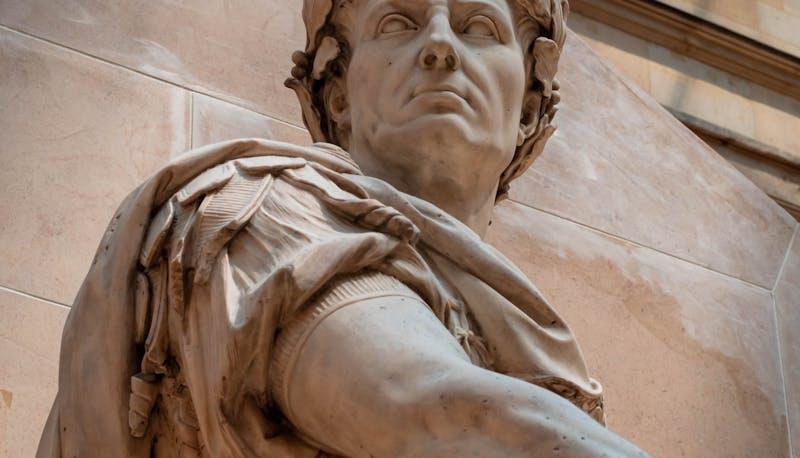 Statua di Giulio Cesare, imperatore romano