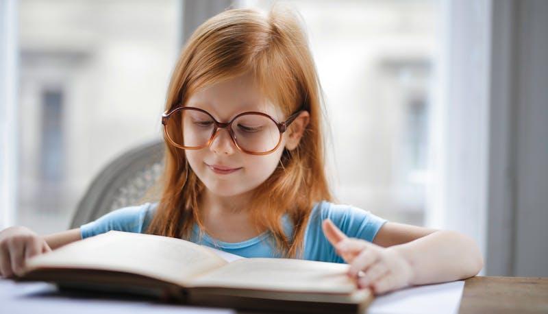 Bambina di 9 anni fa l'esame di Maturità