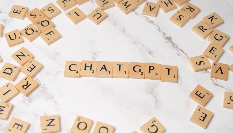 Lettere che formano il nome di ChatGPT