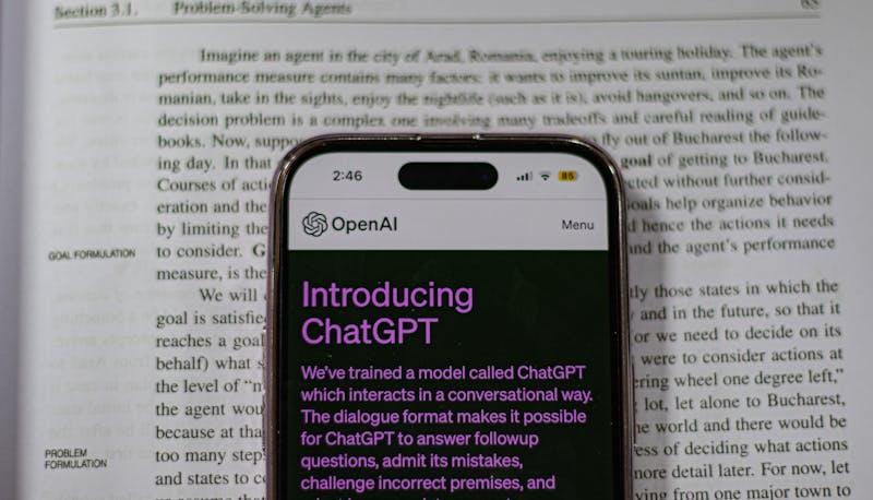 Schermata iniziale di ChatGPT su smartphone