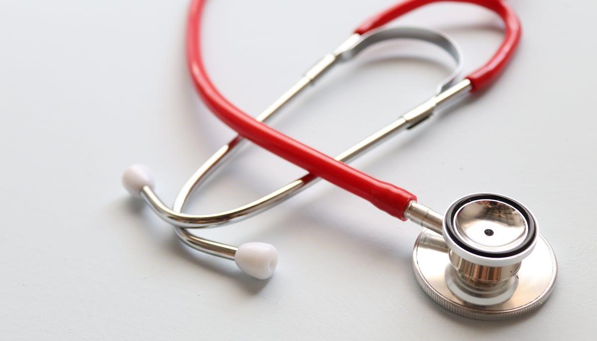 Stetoscopio, simbolo del test di Medicina 2024