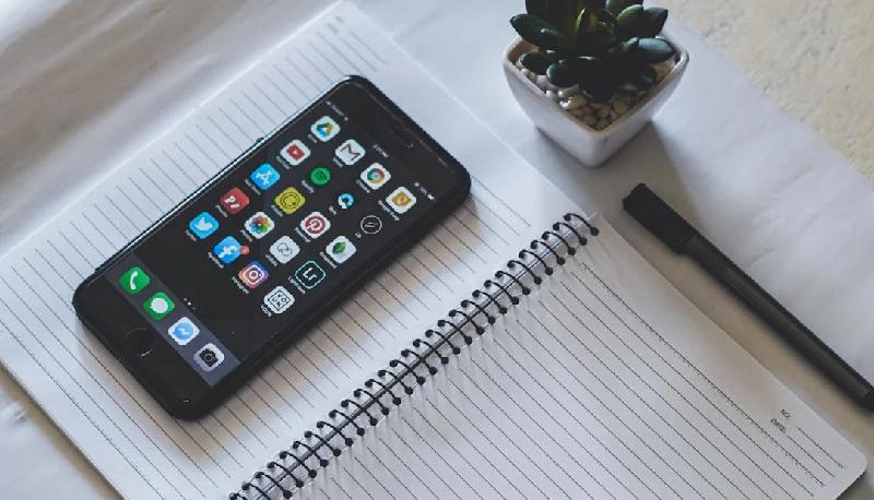 divieti maturità vietato uso smartphone smartwatch nota mim