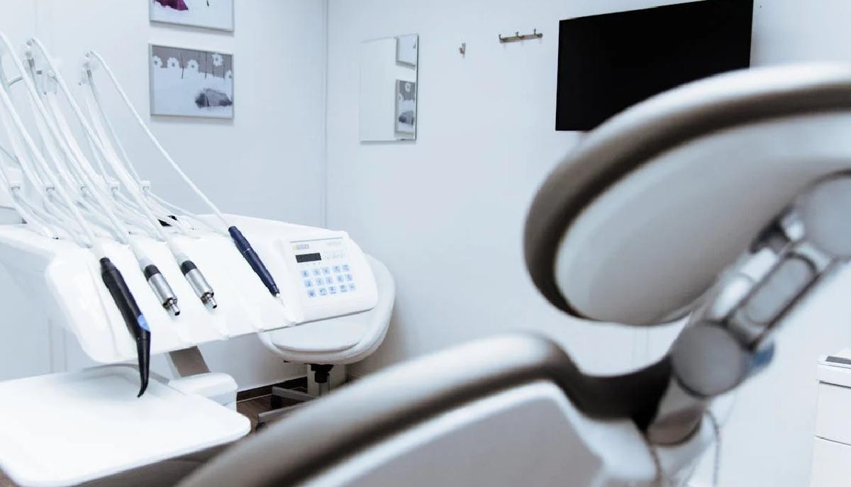 Quali professioni sanitarie fanno lavorare di più? Il report sui laureati