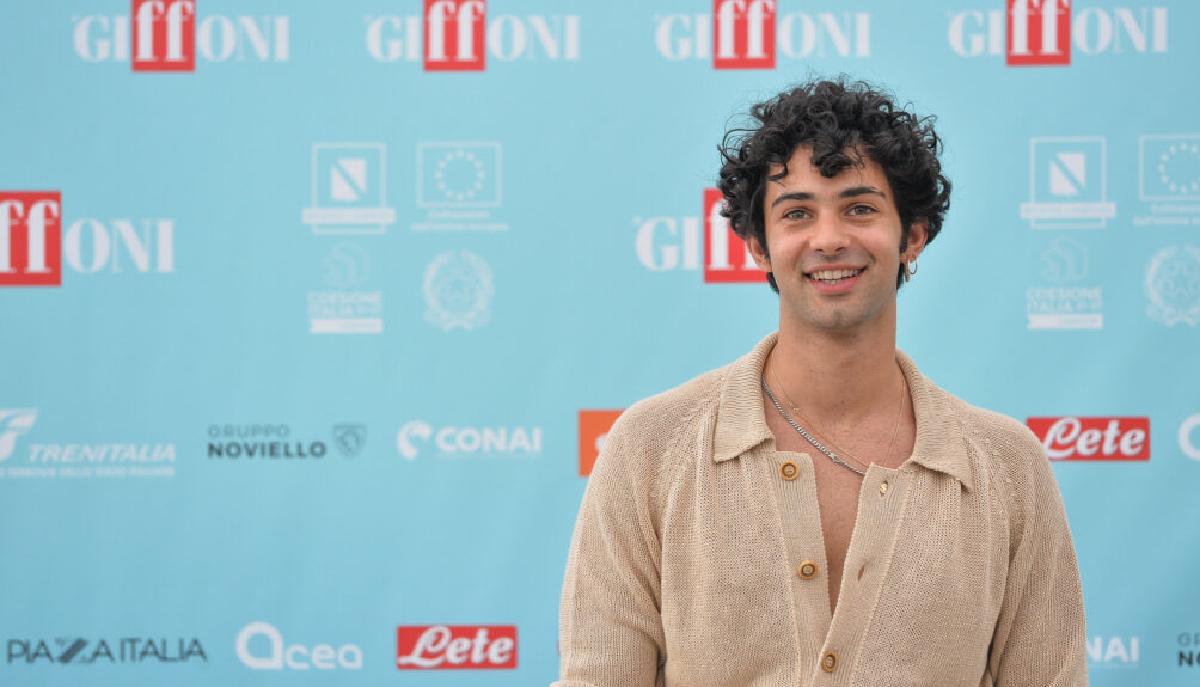 Perché Massimiliano Caiazzo si è cancellato da TikTok?