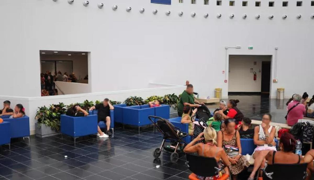 Gli sfollati di Scampia hanno occupato per protesta l'Università a Napoli articolo