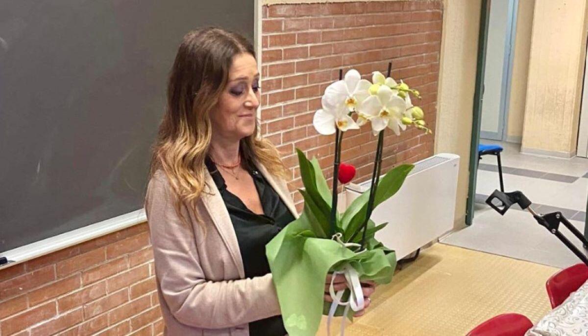 Lucia D'Amore, diventata docente a 59 anni