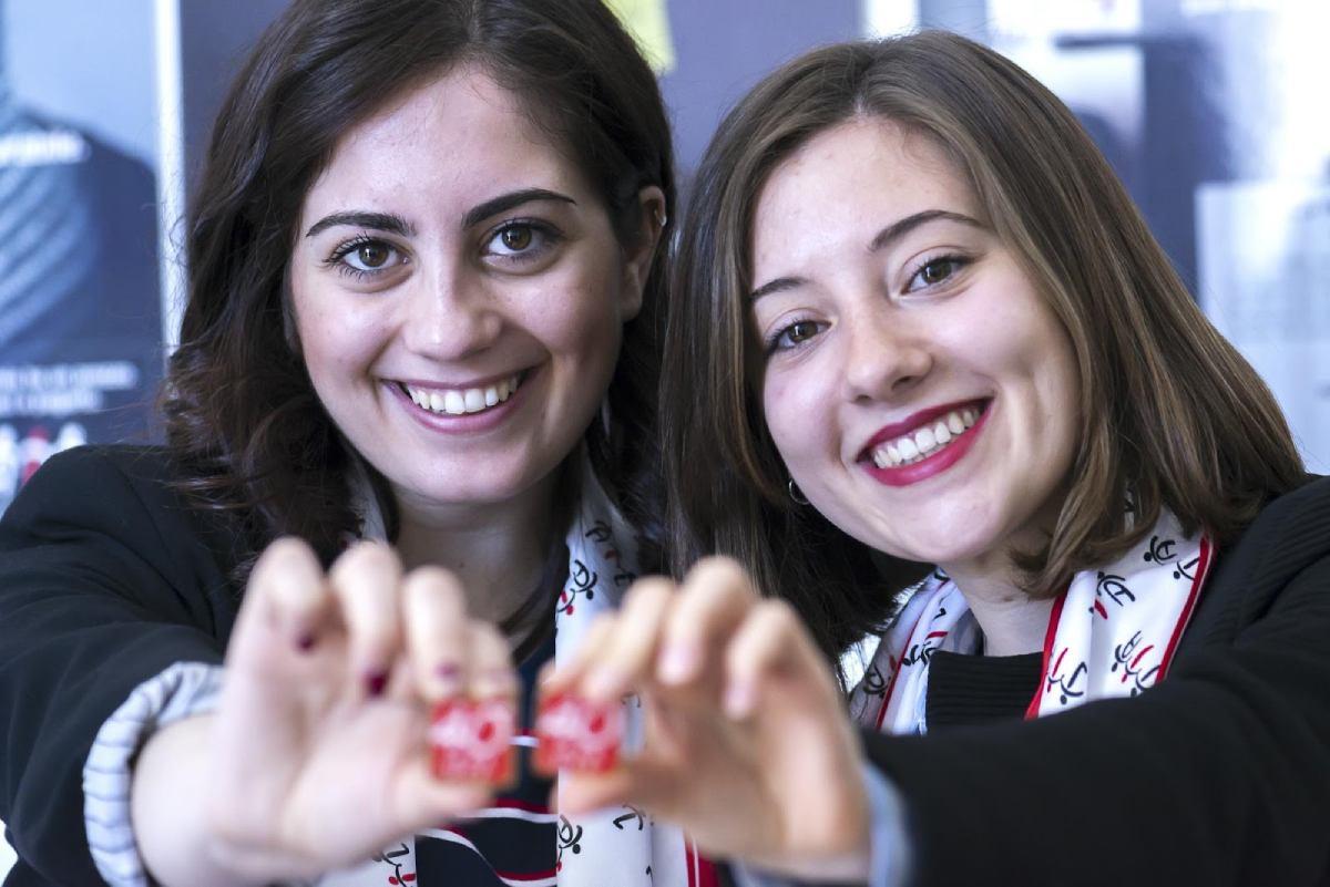 "Ogni dono è un nodo", il progetto AIL che porta nelle scuole la donazione e la solidarietà articolo