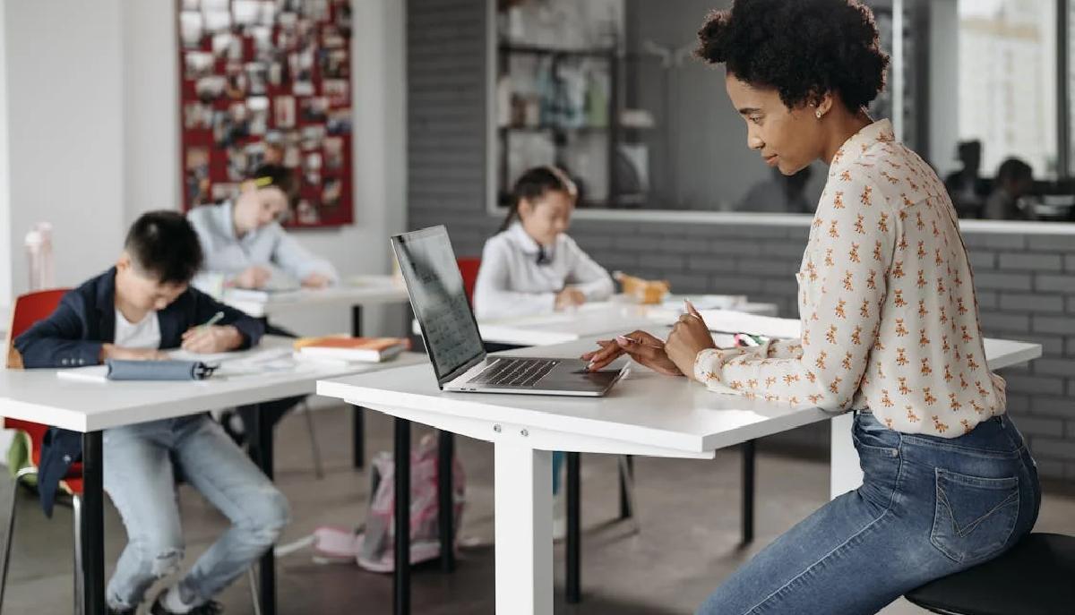 Carta del docente, ecco quando si potranno scaricare i voucher articolo